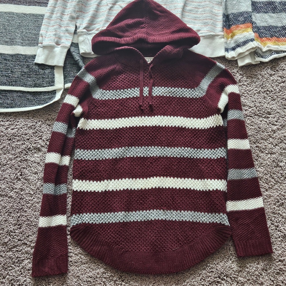 Knit Sweater Lot of 7 Women Size M Striped Graphic Cozy Fall Winter Basics - Picture 2 of 10